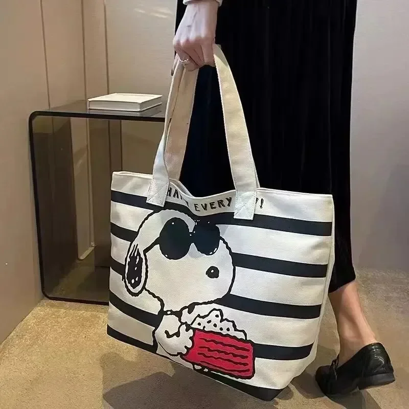 Snoopy Cartoon Large Capacity  - Kids Education School recensie en prijs